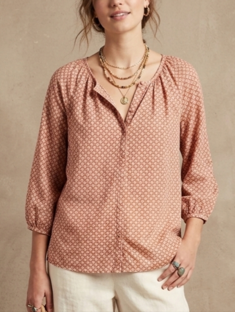🟣 XS/S Lightweight Orange Rust Geometric Patterned Blouse - Women Tops